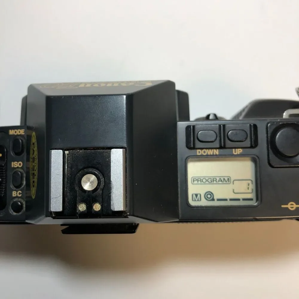 Canon T70 35mm Manual Focus SLR Camera Body Only Powers On Working
